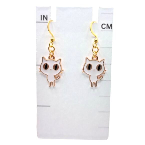 White Cat Earrings Gold Tone Spooky Cute Dangle Drop - Picture 3 of 4
